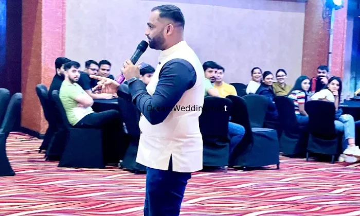 Abner Dias  Best Corporate Anchor